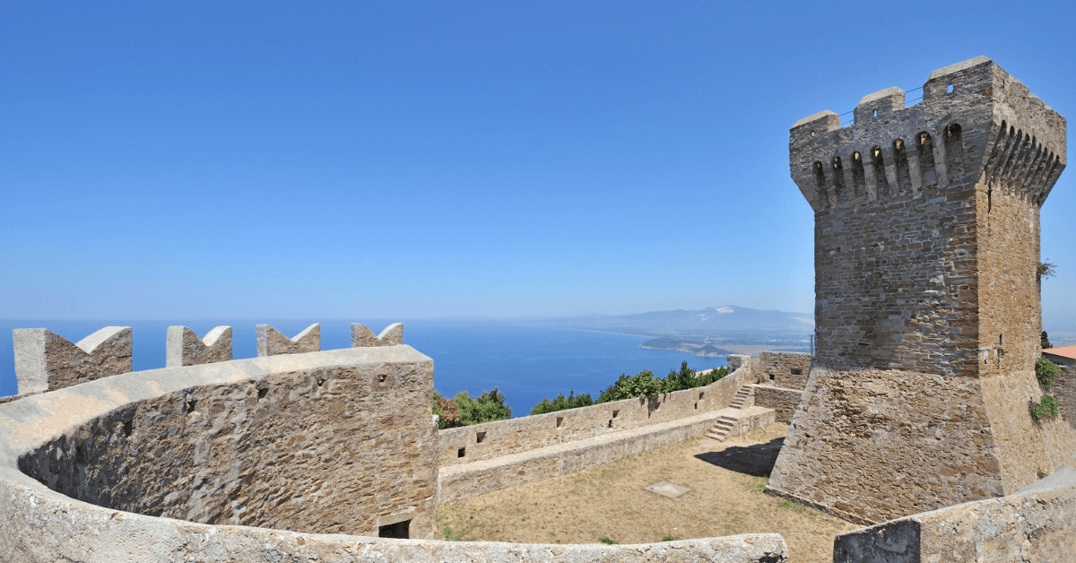 Cosa vedere a Populonia: 10 posti da non perdere per l'estate 2024