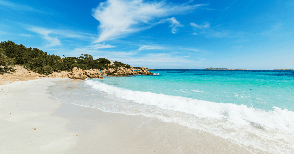 Cosa vedere in Sardegna: 10 posti da non perdere per l'estate 2024