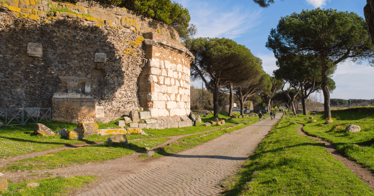 Trekking nel Lazio: i 5 percorsi imperdibili per il 2024